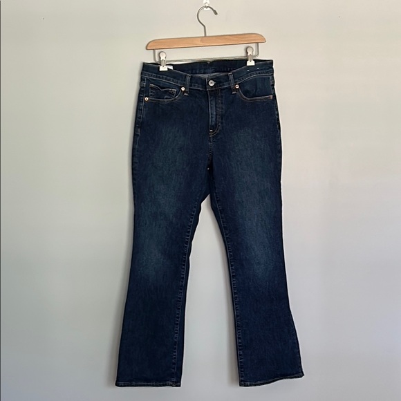 GAP Women’s Mid Rise Baby Bootcut Denim Jeans size 31 Short 12 Short - Picture 2 of 8